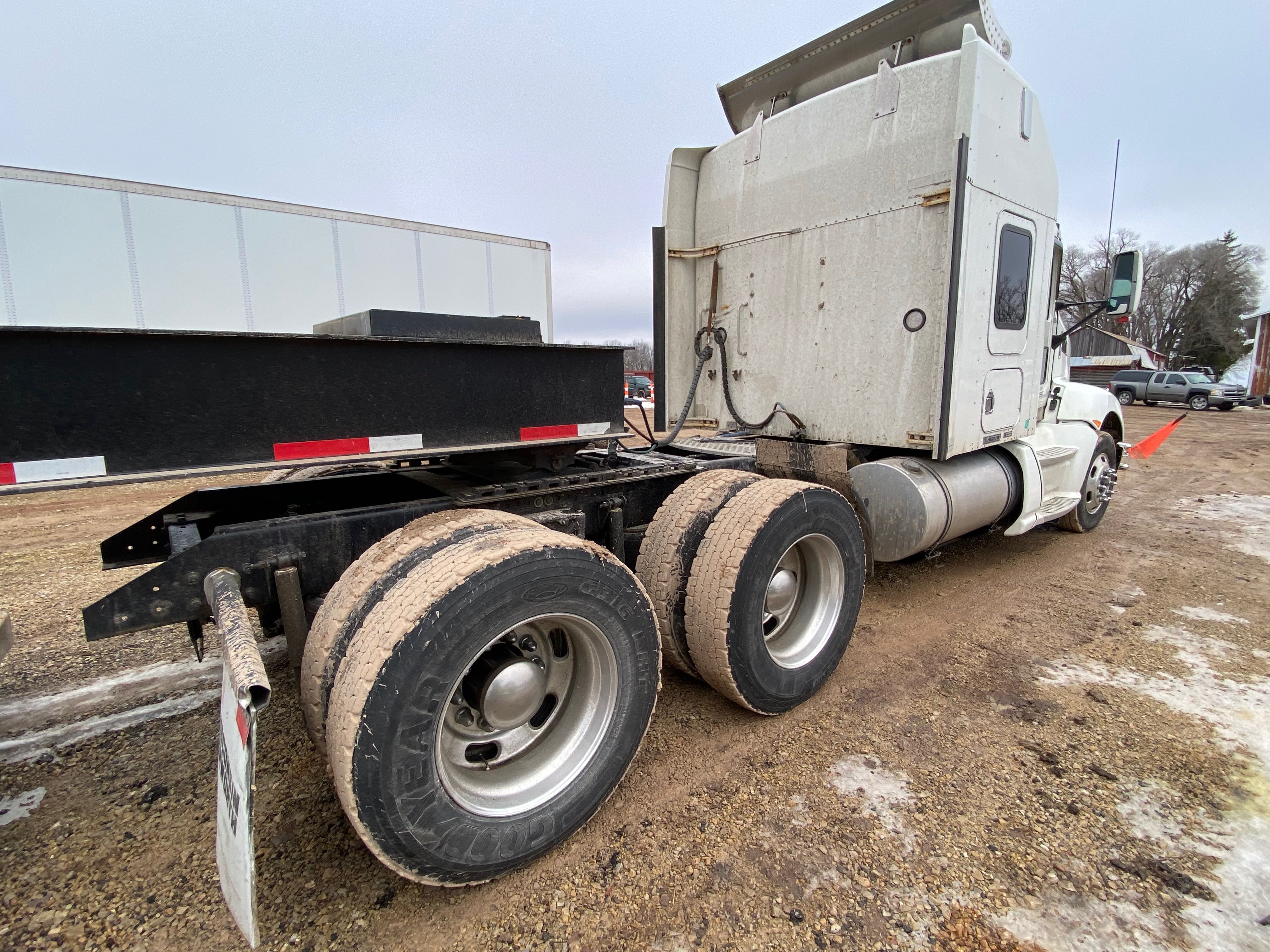 2009 KENWORTH T660 - Image 8